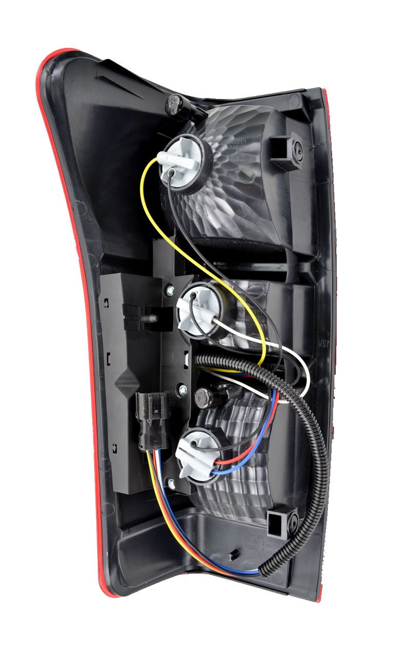 Tail Light for Isuzu D-MAX 06/12-01/17 New Right Rear Lamp NON-LED DMAX Ute 14 15 16